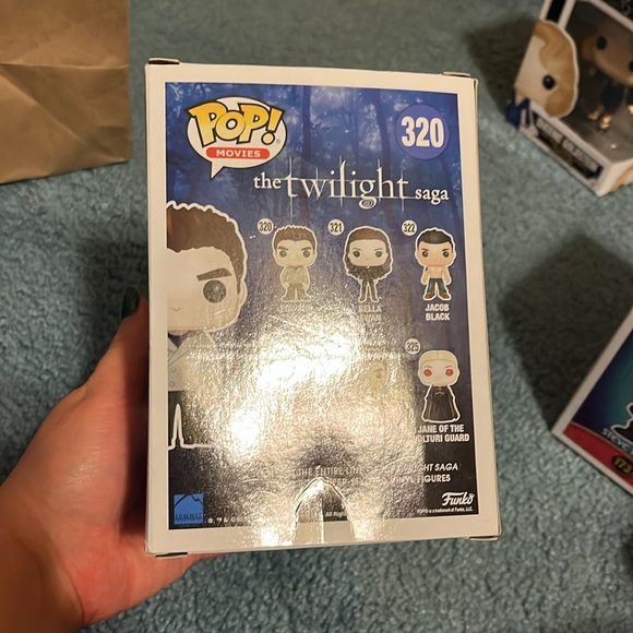 Edward Cullen Funko Pop - Picture 4 of 6